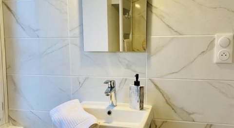 Suite 24 L'Annexe Apartment in Bourgogne-Franche-Comté