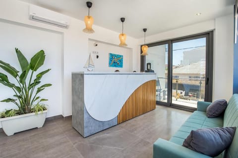 Azzurro Deluxe Hotel in Limenaria