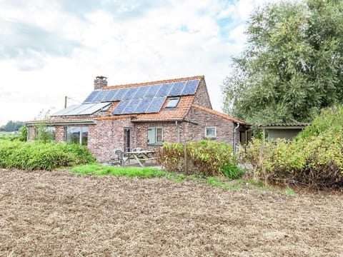Appealing Chalet in Westouter with Garden Vacation rental in Flanders