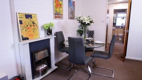 FREE parking, 1 Bedroom Apartment near Tattersalls Apartment in Forest Heath District