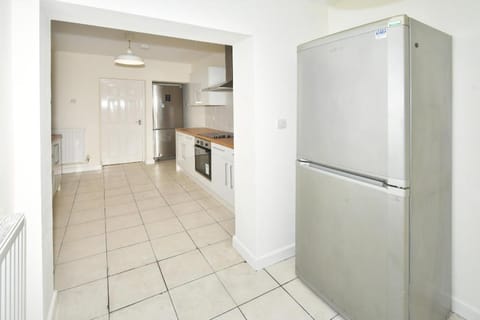 Townhouse @ Hall O Shaw Street Crewe Bed and Breakfast in Crewe