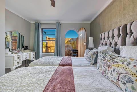 Val de Vine Bed and Breakfast in Stellenbosch