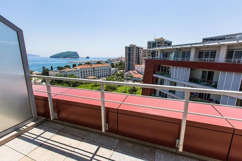 Hotel TQ Plaza Hotel in Budva