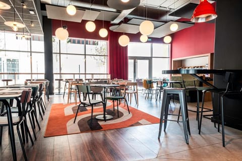 ibis Styles Lens Centre Gare Hotel in Lens