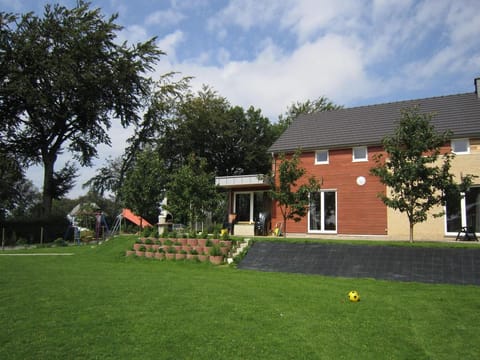 Holiday Home in Robertville near Lake  Sauna Vacation rental in Wallonia, Belgium