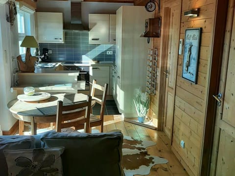 Cottage in Durbuy with Terrace, Garden Vacation rental in Wallonia, Belgium