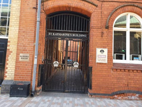 Sangha Hall Hotel in Leicester