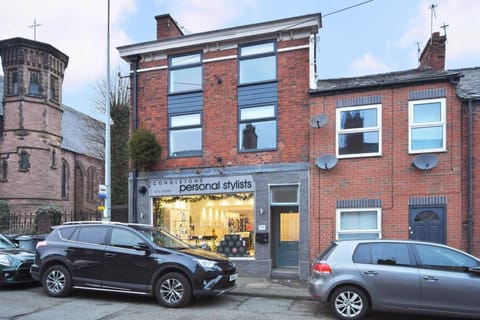 Antrobus | Deluxe Apartment Apartment in Congleton