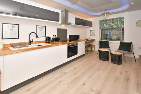 Antrobus | Deluxe Apartment Apartment in Congleton
