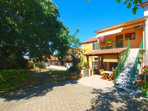 Apartment 1318 Apartment in Banjole