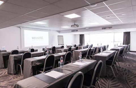 WESTOTEL TOURS VAL DE LOIRE Hotel in Centre-Val de Loire