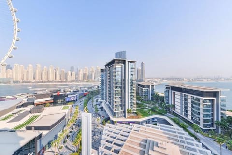 Spectacular 3+1 BR condo facing THE DUBAI EYE Apartment in Dubai