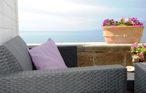 Villa Hilda -Violetta- Serenity on Sorrento coast Vacation rental in Vico Equense
