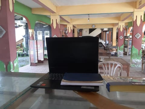 OYO 91042 Hawaina Hotel Hotel in Buleleng