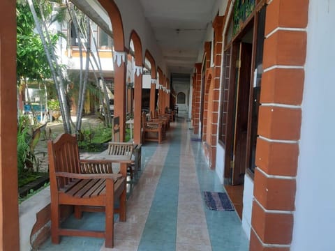 OYO 91042 Hawaina Hotel Hotel in Buleleng