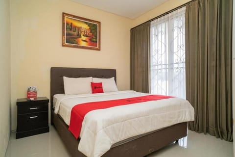 RedDoorz near ITDC Nusa Dua Hotel in Kuta Selatan