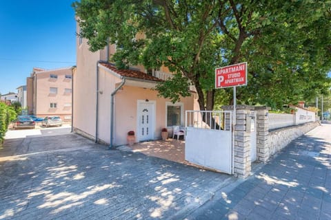 Apartmani Oleander Apartment in Šibenik-Knin County, Croatia