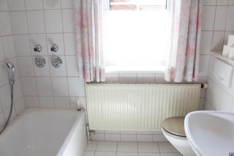 Kuschelige Ferienwohnung mit Balkon Apartment in Tyrol