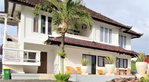 Medewi Manor Apartment in Bali