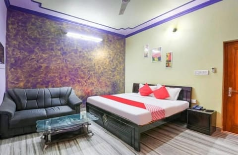 Cool green guest house with all basic amenities Vacation rental in Jaipur