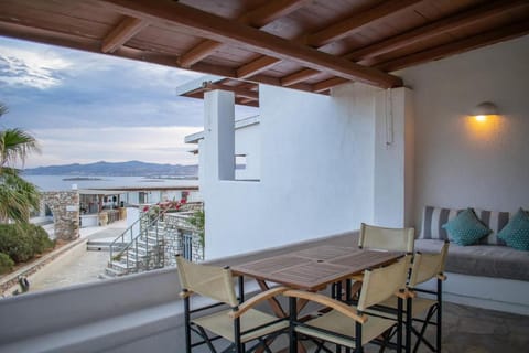 Irenes View Apartments Villa 7 - 4 guests with pool and sea view in Agia Irini Apartment in Paros, Greece