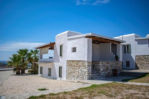 Irenes View Apartments Villa 7 - 4 guests with pool and sea view in Agia Irini Apartment in Paros, Greece