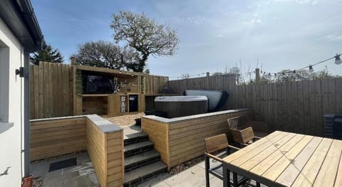 Sycamore Cottage Vacation rental in Saint Florence