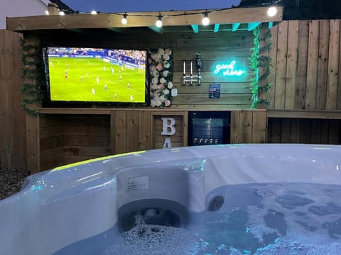 Sycamore Cottage Vacation rental in Saint Florence