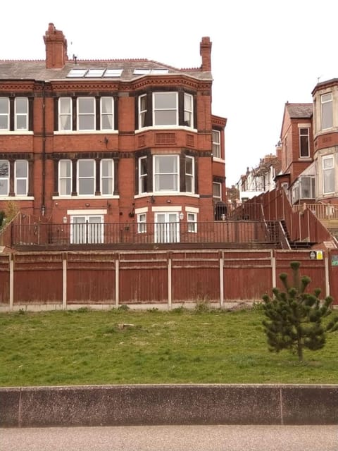 Marley Mansions Apartment - Egremont Promenade - 42 Apartment in Wallasey