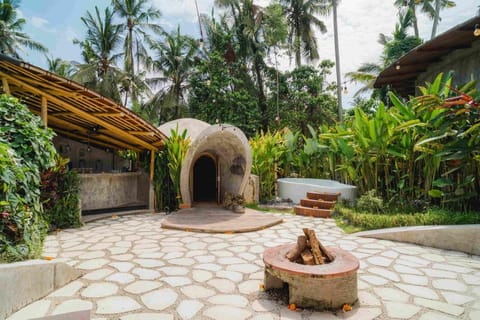 Hot Stone Club Ubud Hotel in Blahbatuh