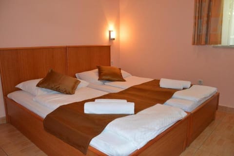 Triple Comfort Room without Balcony Apartment in Dubrovnik-Neretva County