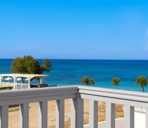 Beach Apartment Thalia, with hot tub and sea view Apartment in Agios Prokopios