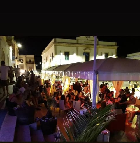 Comoda casa vacanze in pieno centro. IUN Q5752 Vacation rental in Calasetta