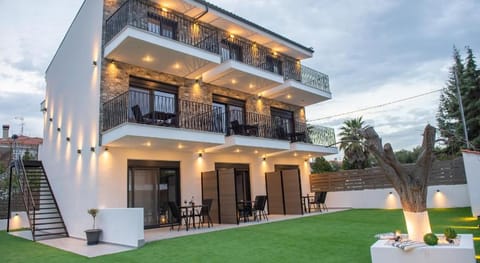 Alios Gaia - Seaside Apartments Hotel in Nikiti