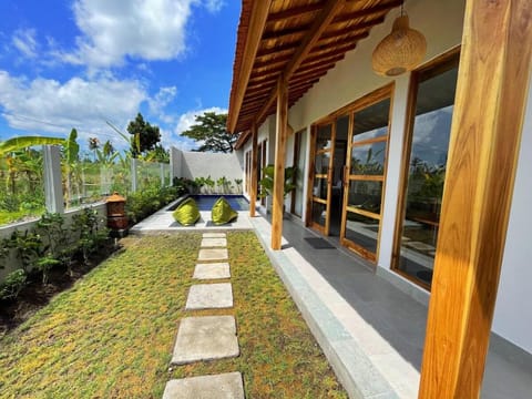 Villa 1BR in Canggu w/ Rice Field and Temple Views Villa in Mengwi
