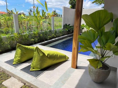 Villa 1BR in Canggu w/ Rice Field and Temple Views Villa in Mengwi