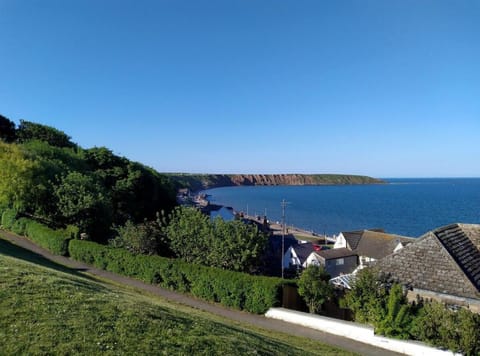 The Lord's Cottage Filey -3 bedroom beach bungalow Vacation rental in Filey