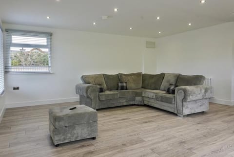 Castle View Chalet by Clonlum Cottages Chalet in Northern Ireland