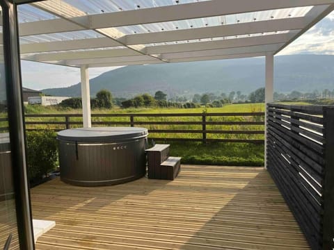 Castle View Chalet by Clonlum Cottages Chalet in Northern Ireland