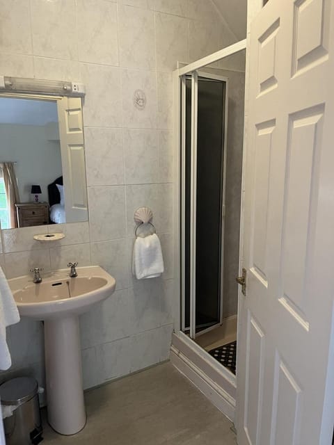 The Tontine Hotel & Bar Hotel in Tontine Hill