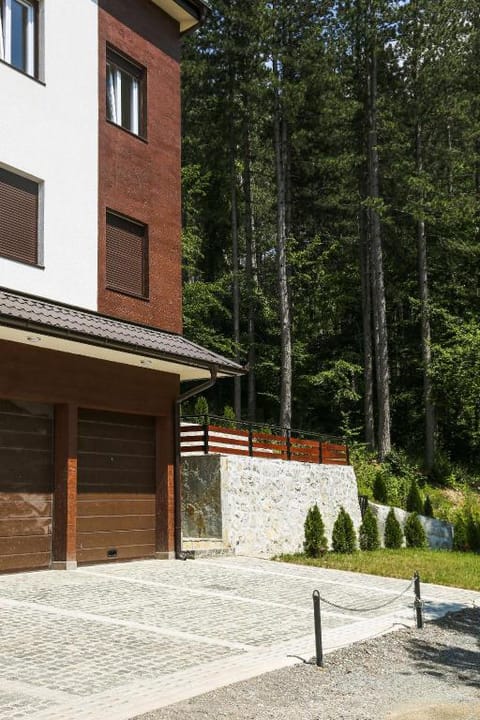 Charming 2-bedrooms duplex apartment in Kolašin Apartment in Montenegro