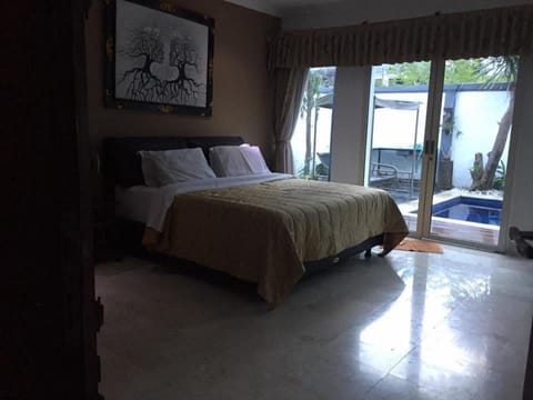 Private villa Poh gading 4 bed room 3 bath room  Villa in Kuta Selatan