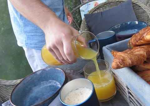 Domaine La Synchronicité - Gîte et Chambres d'Hôtes Bed and Breakfast in Normandy