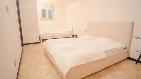 Endless Summer Sirmione - Italian Homing Apartment in Sirmione