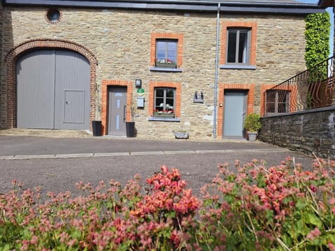 Le Gai Pinson Vacation rental in Wallonia, Belgium