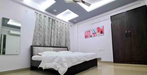 Eclectic 3 BHK Appartment | Exhibit BnBs Apartment in Jaipur
