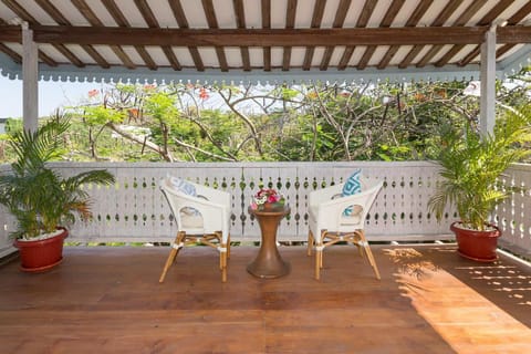 Luxury 3 BR With Pool Villa #R10 Villa in Kuta Selatan