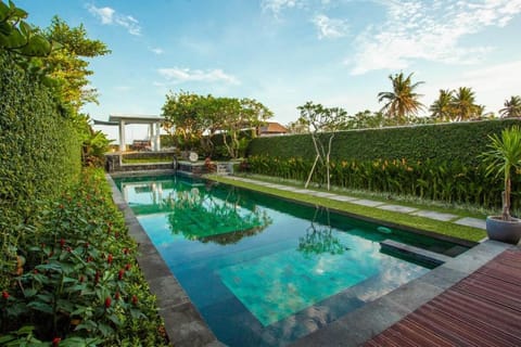 Beach front villa Villa in Blahbatuh