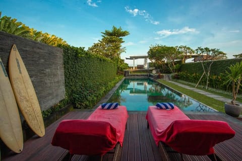 Beach front villa Villa in Blahbatuh