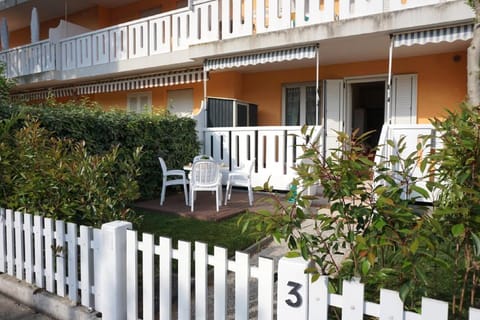 Fantastic Apartment with Garden in Residence with Pool - Great Location Apartment in Porto Santa Margherita